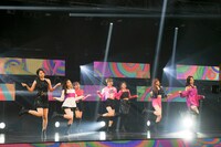 NiziU（撮影：岸田哲平）