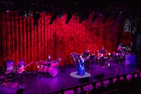 降幡愛「Ai Furihata “Trip to ORIGIN”」神奈川・Billboard Live YOKOHAMA公演の様子。