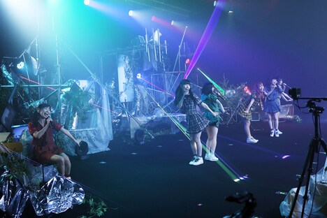 でんぱ組.inc「THE FAMILY TOUR 2020 ONLINE FINAL!!～ねぇ聞いて？宇宙を救うのはきっと……～」の様子。（撮影：チェリーマン）