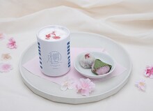 「櫻坂46カフェ」ほうじ茶ラテ＆さくら餅