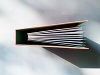 YOASOBI「THE BOOK」パッケージ画像