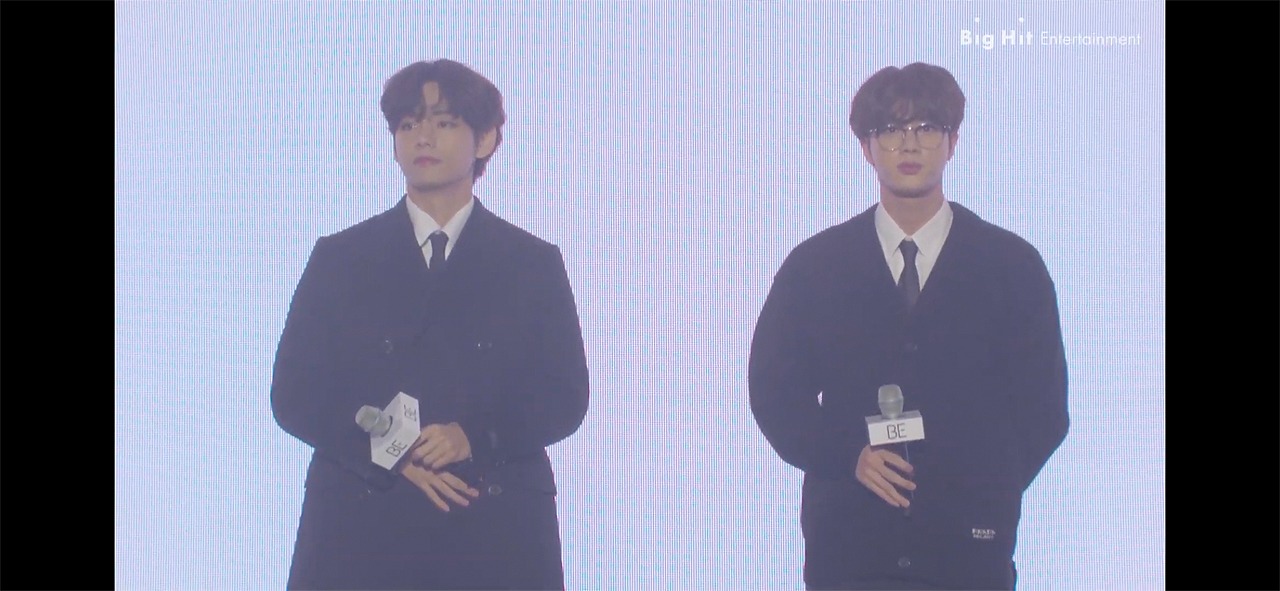 左からV、JIN。（YouTube「BANGTANTV」より）