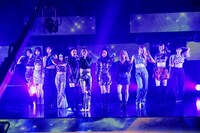 E-girls（撮影：岸田哲平）