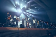 「HATA MOTOHIRO CONCERT TOUR 2020 -コペルニクス-」の様子。(撮影:笹原清明)