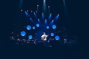 「HATA MOTOHIRO CONCERT TOUR 2020 -コペルニクス-」の様子。(撮影:笹原清明)