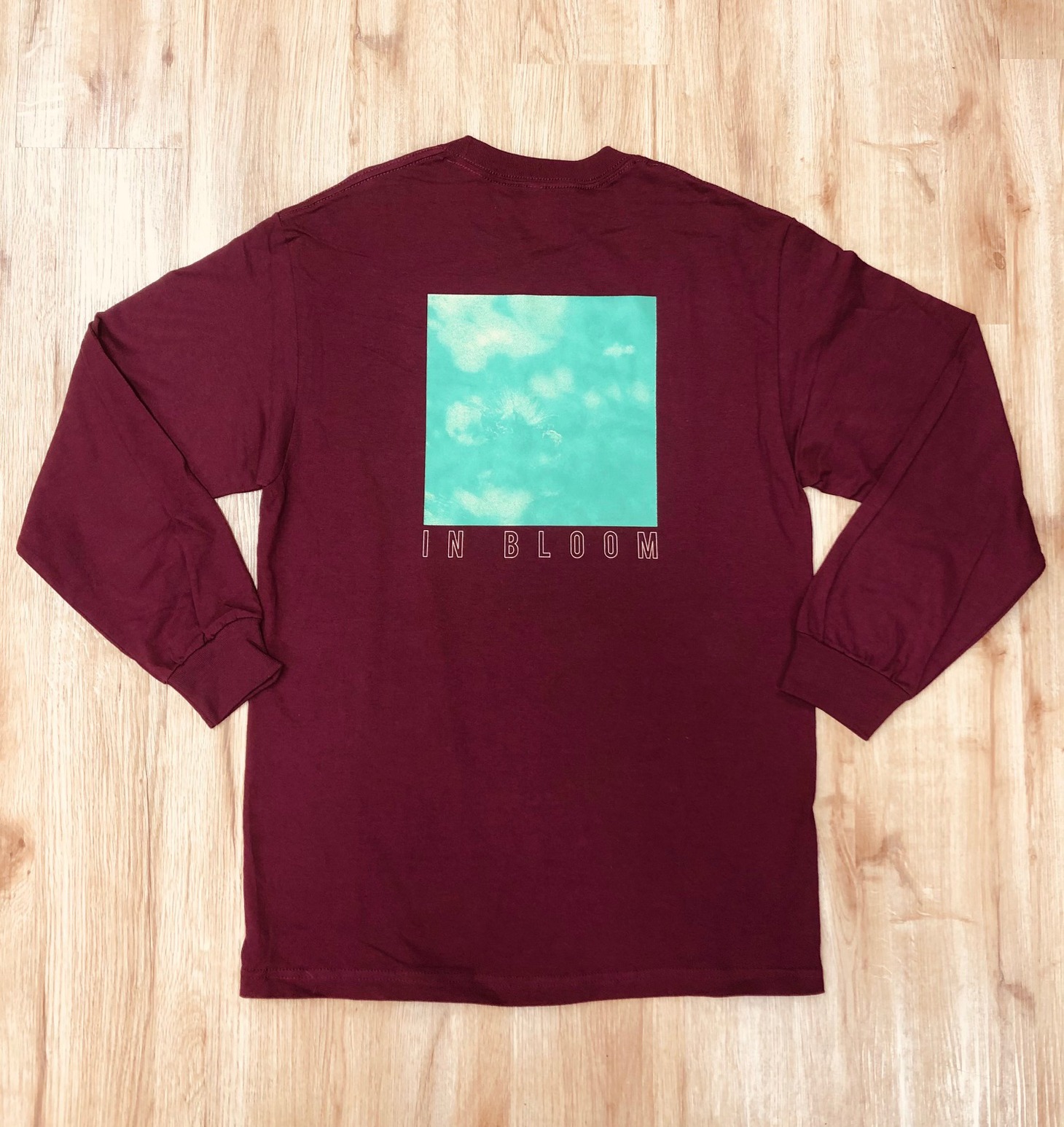 「In Bloom L/S TEE Burgundy」