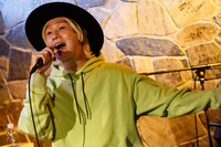 山田義孝（Vo）（Photo by nishinaga "saicho” isao）