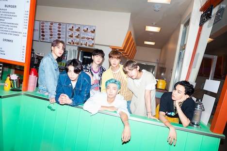 BTS「Dynamite」コンセプトフォト (c)Big Hit Entertainment