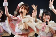 「BS11『虹マジ』Presents  定期配信公演『虹のコンキスタドール』ワンマンLIVE～大発表スペシャル～」の様子。（写真提供：KING RECORDS）
