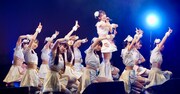 「BS11『虹マジ』Presents  定期配信公演『虹のコンキスタドール』ワンマンLIVE～大発表スペシャル～」の様子。（写真提供：KING RECORDS）