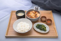 空心菜炒めと麻婆豆腐定食（工藤大輝監修）