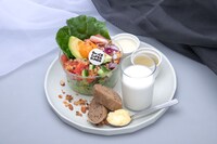 パワーサラダボウル～ライ麦パン付～（岩岡徹監修）