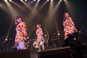 「転校少女*6周年記念ワンマンライブ“Girl*s Rock”」の様子。（撮影：林晋介）