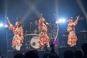 「転校少女*6周年記念ワンマンライブ“Girl*s Rock”」の様子。（撮影：林晋介）