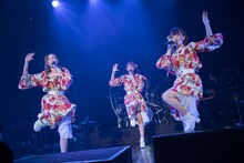 「転校少女*6周年記念ワンマンライブ“Girl*s Rock”」の様子。（撮影：林晋介）