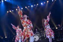 「転校少女*6周年記念ワンマンライブ“Girl*s Rock”」の様子。（撮影：林晋介）