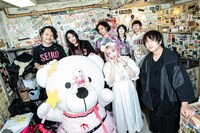 大森靖子「秘密の接触777 vol.2」バックステージの様子。（Photo by Masayo）