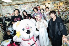 大森靖子「秘密の接触777 vol.2」バックステージの様子。（Photo by Masayo）