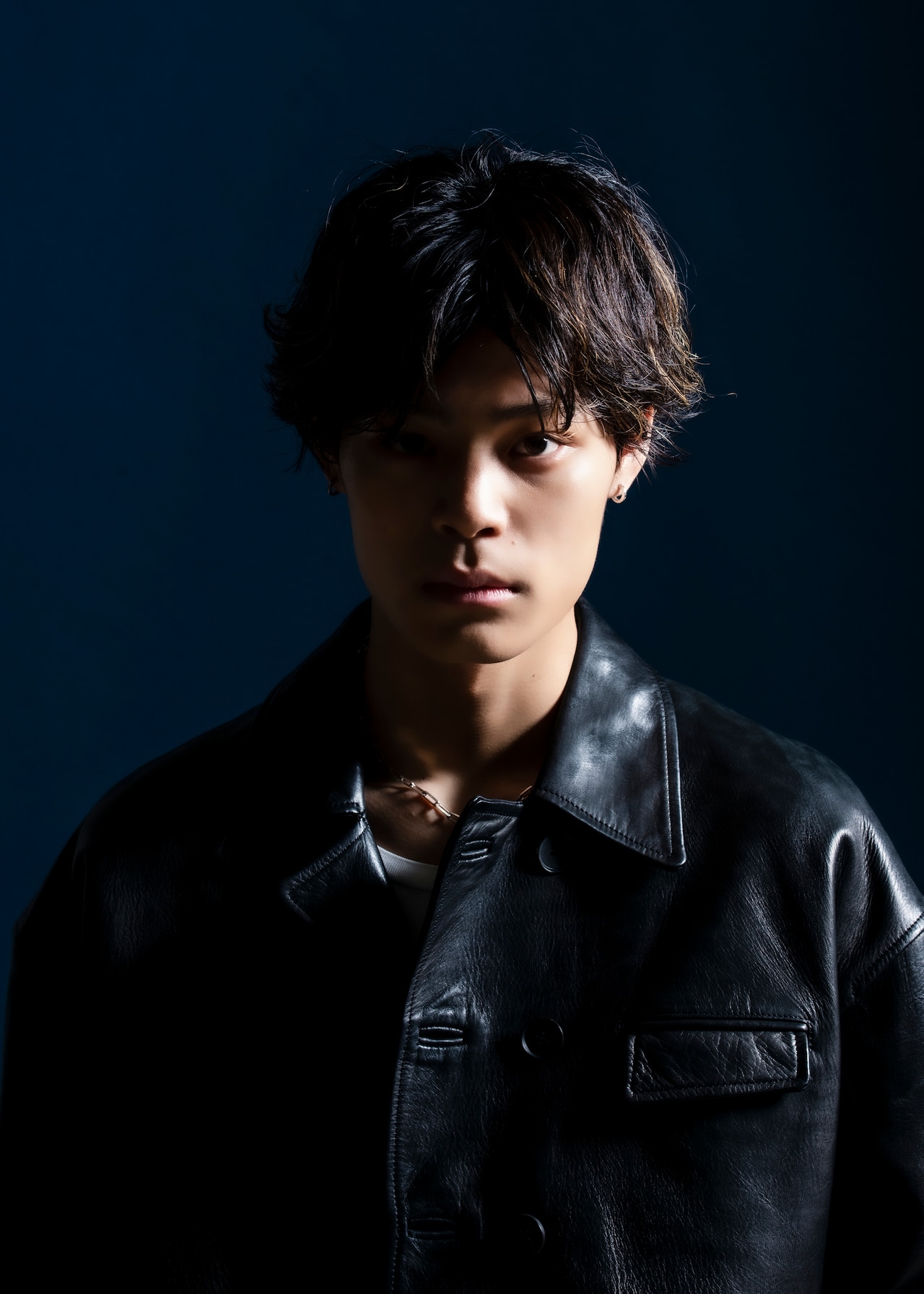 竹内唯人が自分らしい新作「THE FIRST」をリリース、ラップに挑戦した曲も