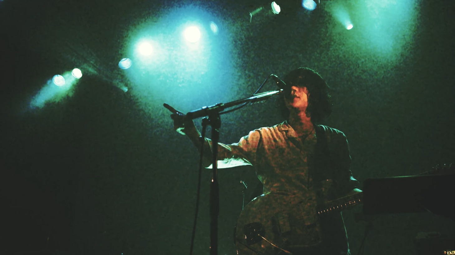 PELICAN FANCLUB「Day in Day out」ミュージックビデオより。
