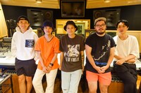 FIVE NEW OLDとMasato（coldrain）。