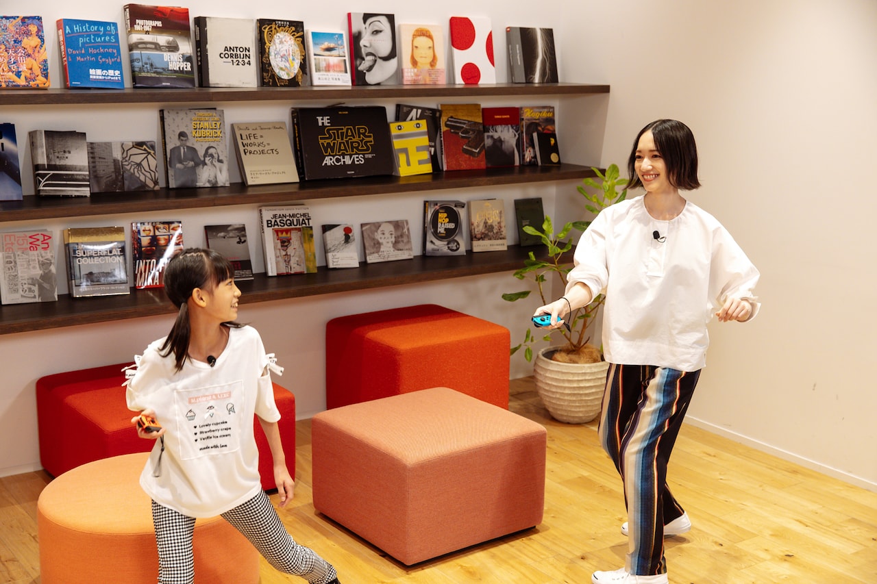 「ピンポン」の様子。