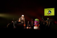 左から奥田民生、ヘロ・ディギン。（Photo by Kenji Miura）