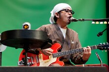 奥田民生（Photo by Kenji Miura）