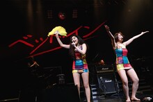 ベッド・イン（撮影：にしゆきみ）