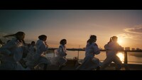 櫻坂46「Buddies」ミュージックビデオより。