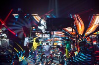 RADWIMPS「15th Anniversary Special Concert」の様子。（Photo by Takeshi Yao）