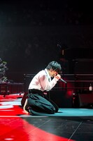 野田洋次郎（Vo, G, Piano）（Photo by Takeshi Yao）