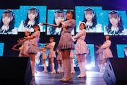 =LOVE「WINTER TOUR『You all are "My ideal"』」東京・TOKYO DOME CITY HALL公演の様子。(写真提供:代々木アニメーション学院)