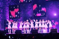 =LOVE「WINTER TOUR『You all are "My ideal"』」東京・TOKYO DOME CITY HALL公演の様子。（写真提供：代々木アニメーション学院）