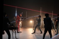 東京スカパラダイスオーケストラ「ALMIGHTY～仮面の約束 feat.川上洋平」ミュージックビデオのメイキングカット。(c)2020 石森プロ・テレビ朝日・ADK EM・東映