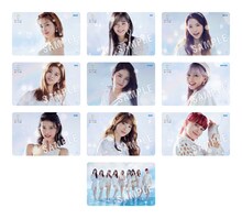 タワーレコードでNiziU「Step and a step」を購入した人に先着配布されるトレカのデザイン。