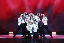 「Given-Taken」を披露するENHYPEN。（写真提供：BELIFT LAB）