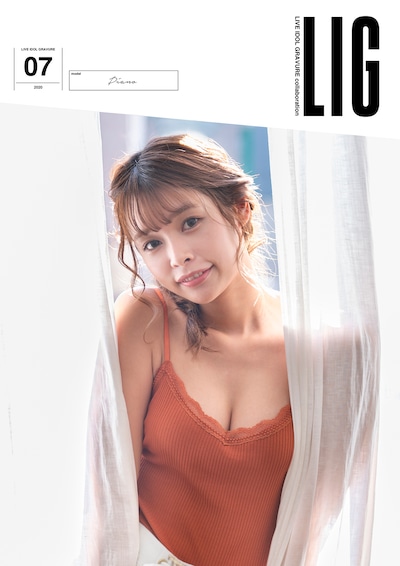 人気画像1位は「アイドルのグラビア企画『LIG』に虹コン隈本茉莉奈、転校少女*の塩川莉世、ぴあの」より、ぴあの。