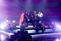 ももいろクローバーZ「PLAY!」の様子。（撮影：上飯坂一）