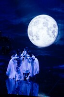 ももいろクローバーZ「PLAY!」の様子。（撮影：増田慶）