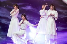 ももいろクローバーZ「PLAY!」の様子。（撮影：上飯坂一）