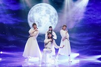 ももいろクローバーZ「PLAY!」の様子。（提供：EVIL LINE RECORDS）