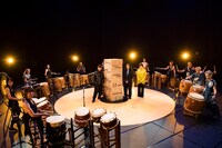 「“シュガー＆シュガー”サカナクションの音楽実験番組」より。