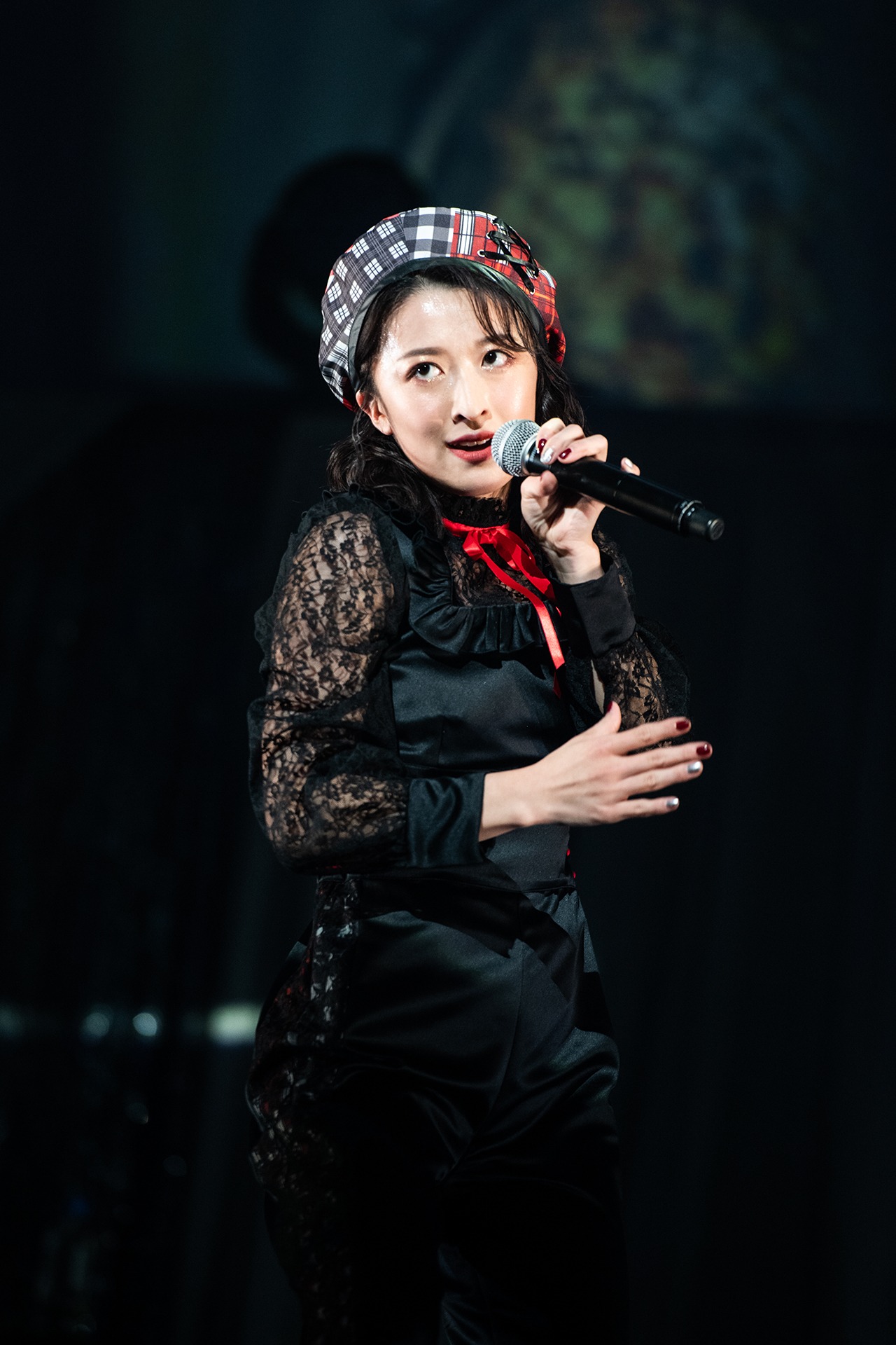中江友梨