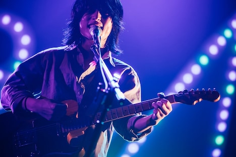 石原慎也（Vo, G）（撮影：日吉“JP”純平）