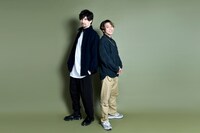 左から城田優、RIKU（THE RAMPAGE from EXILE TRIBE）。