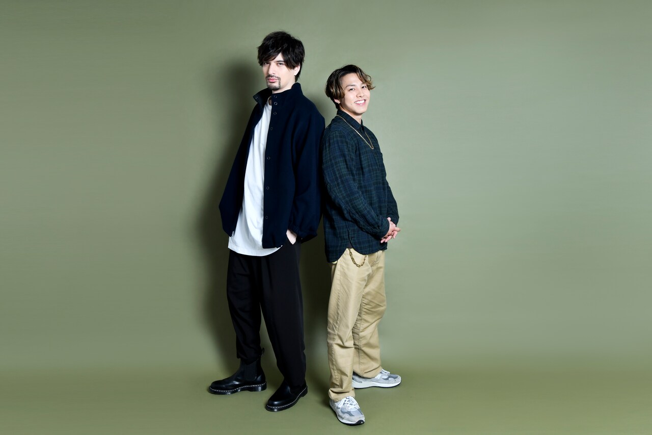 左から城田優、RIKU（THE RAMPAGE from EXILE TRIBE）。