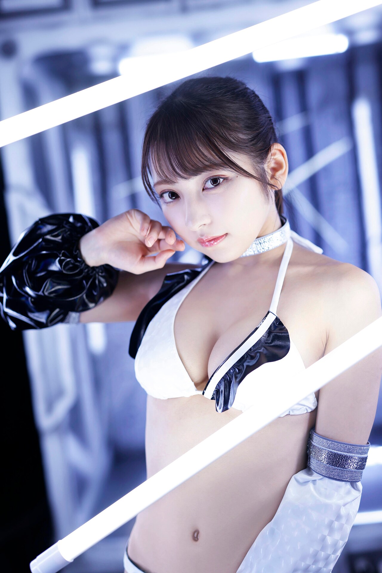 人気画像7位は「ゼロイチファミリアの新アイドルグループ#2i2が