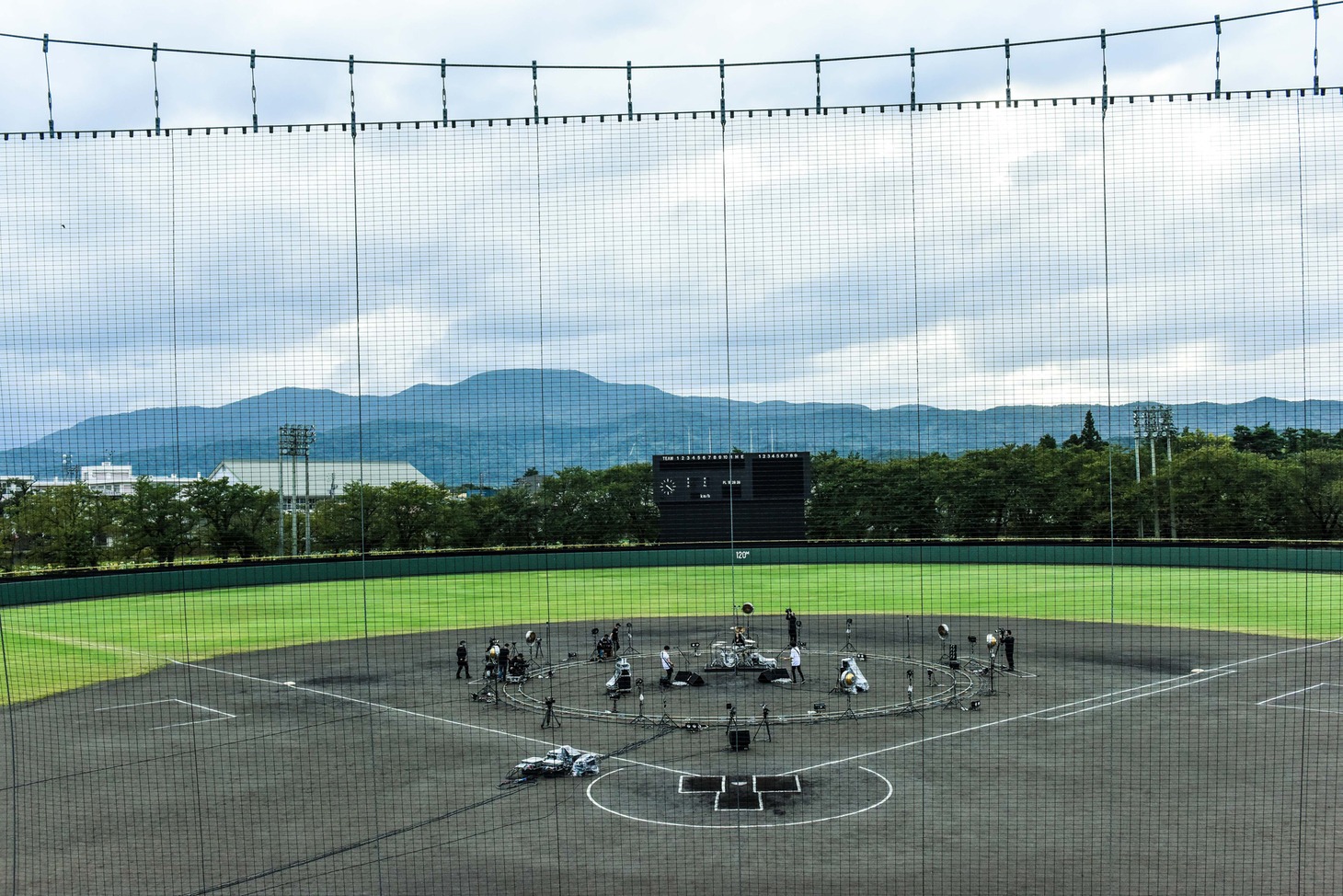 「My Hair is Bad ライブ映像作品『Youth baseball』」より。（撮影：藤川正典）