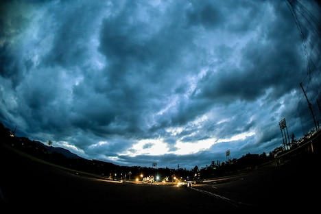 「My Hair is Bad ライブ映像作品『Youth baseball』」より。（撮影：藤川正典）